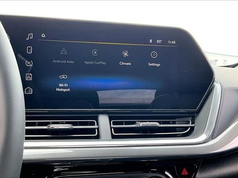 New 2026 Chevrolet Trax ACTIV w/ Sunroof Package FWD image 20