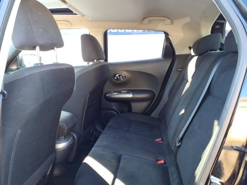 Used 2015 Nissan Juke SV FWD image 9