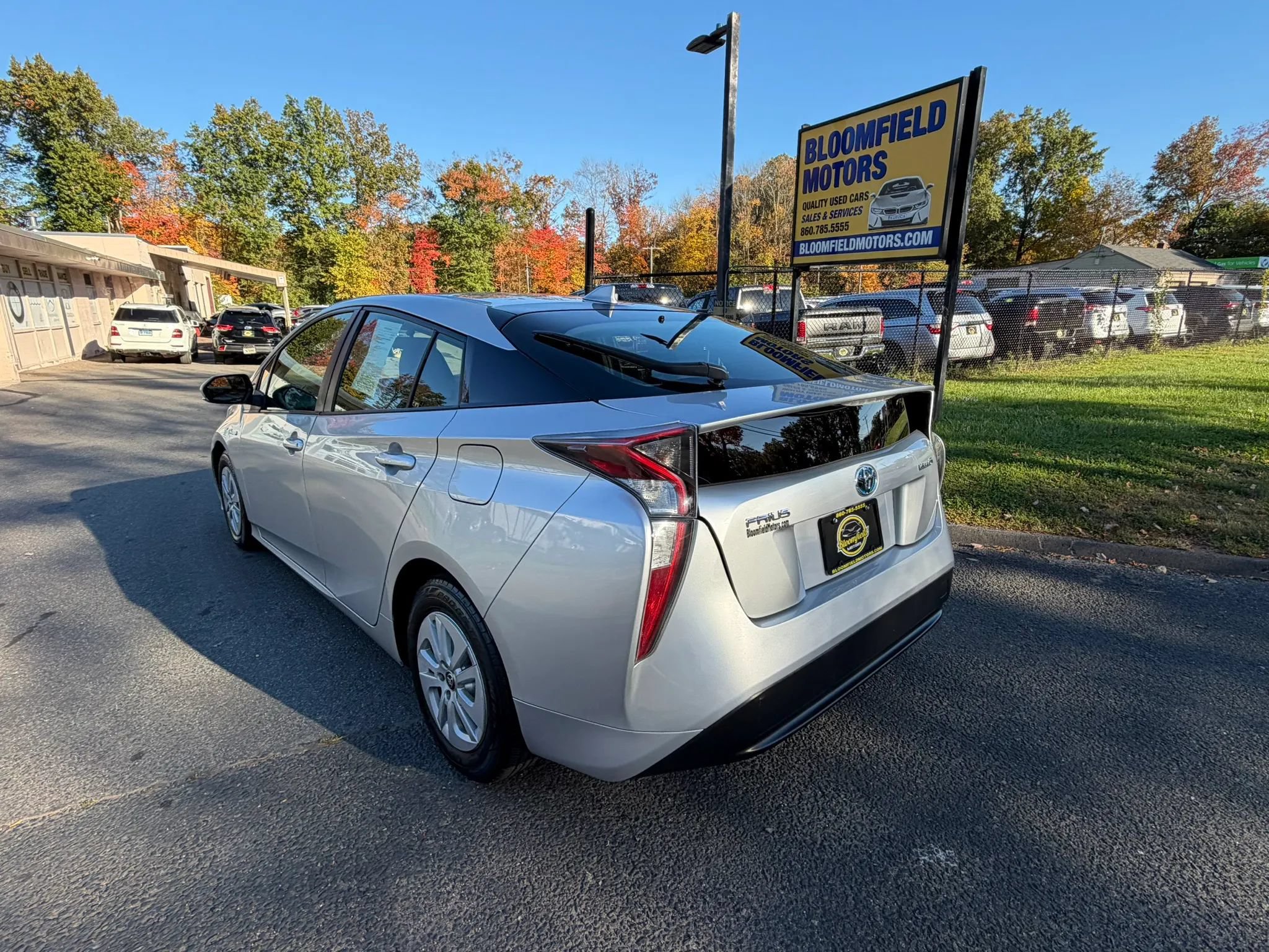 Used 2016 Toyota Prius Two FWD image 7