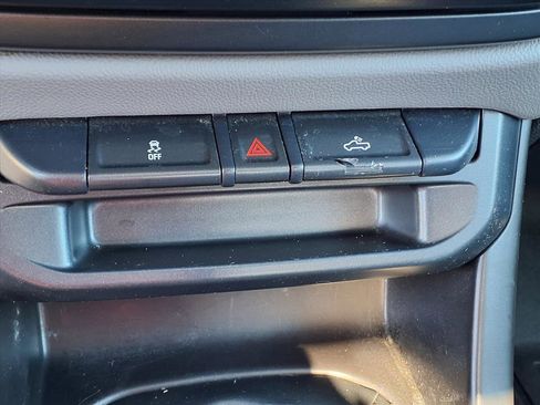 Used 2018 Chevrolet Colorado W/T w/ WT Convenience Package image 20