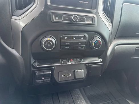 Used 2022 Chevrolet Silverado 2500 Custom w/ Custom Value Package AWD/4WD image 36