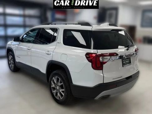 Used 2021 GMC Acadia SLT image 3