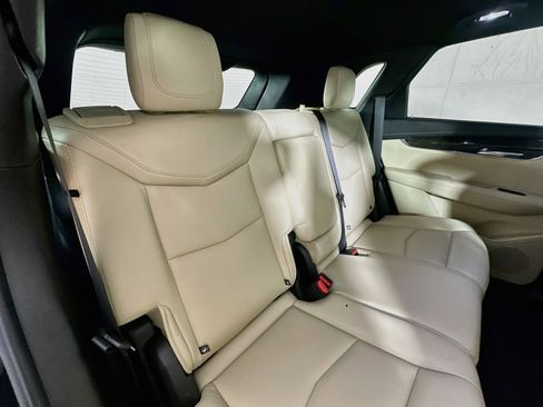 Used 2019 Cadillac XT5 FWD image 25