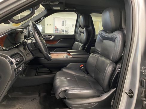 Certified 2023 Lincoln Navigator L Reserve image 16
