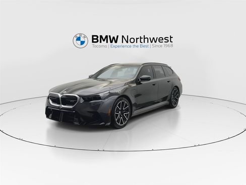 Used 2025 BMW M5 Touring AWD/4WD image 9