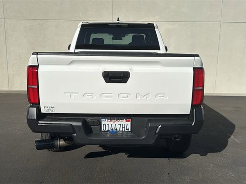 Used 2025 Toyota Tacoma SR image 3