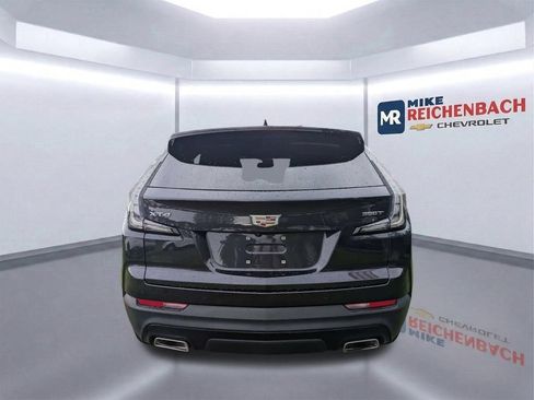 Used 2023 Cadillac XT4 Sport FWD image 5