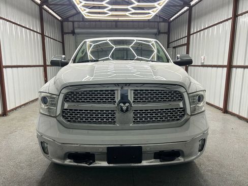 Used 2015 RAM 1500 Laramie w/ Convenience Group AWD/4WD image 2