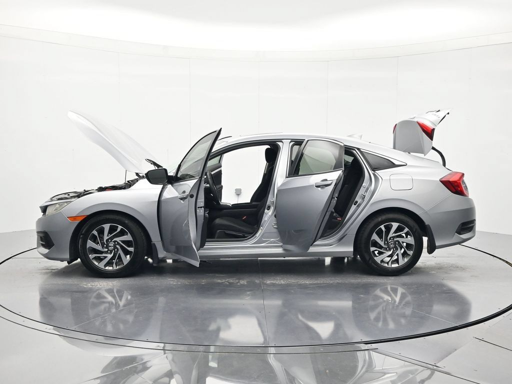 Used 2018 Honda Civic EX image 47