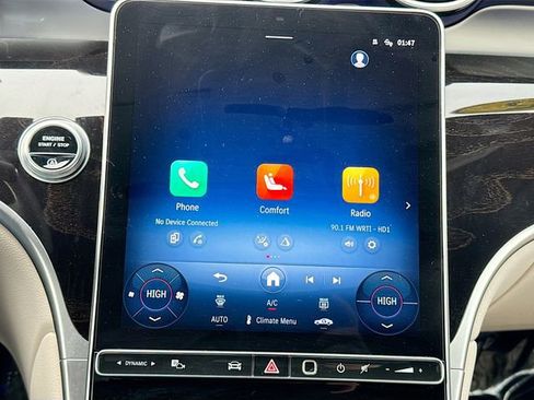 Used 2025 Mercedes-Benz GLC 300 GLC 300 image 15