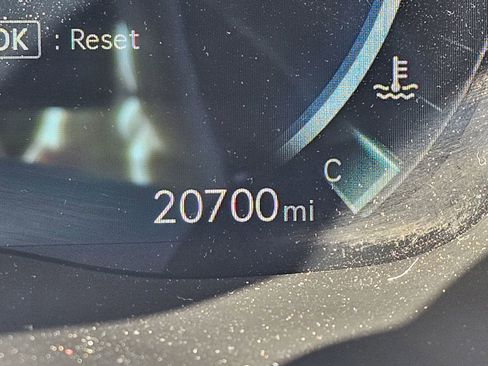 Used 2024 Genesis GV80 3.5T w/ Prestige Package image 21