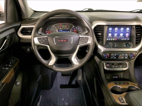 Used 2023 GMC Acadia SLE w/ Driver Convenience Package image 5