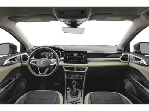 New 2026 Volkswagen Taos SE AWD/4WD image 8