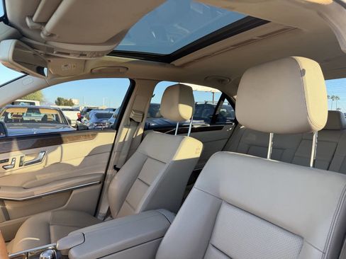 Used 2014 Mercedes-Benz E 350 Sedan image 21