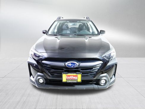 Used 2024 Subaru Outback Premium w/ Popular Package #1A AWD/4WD image 2