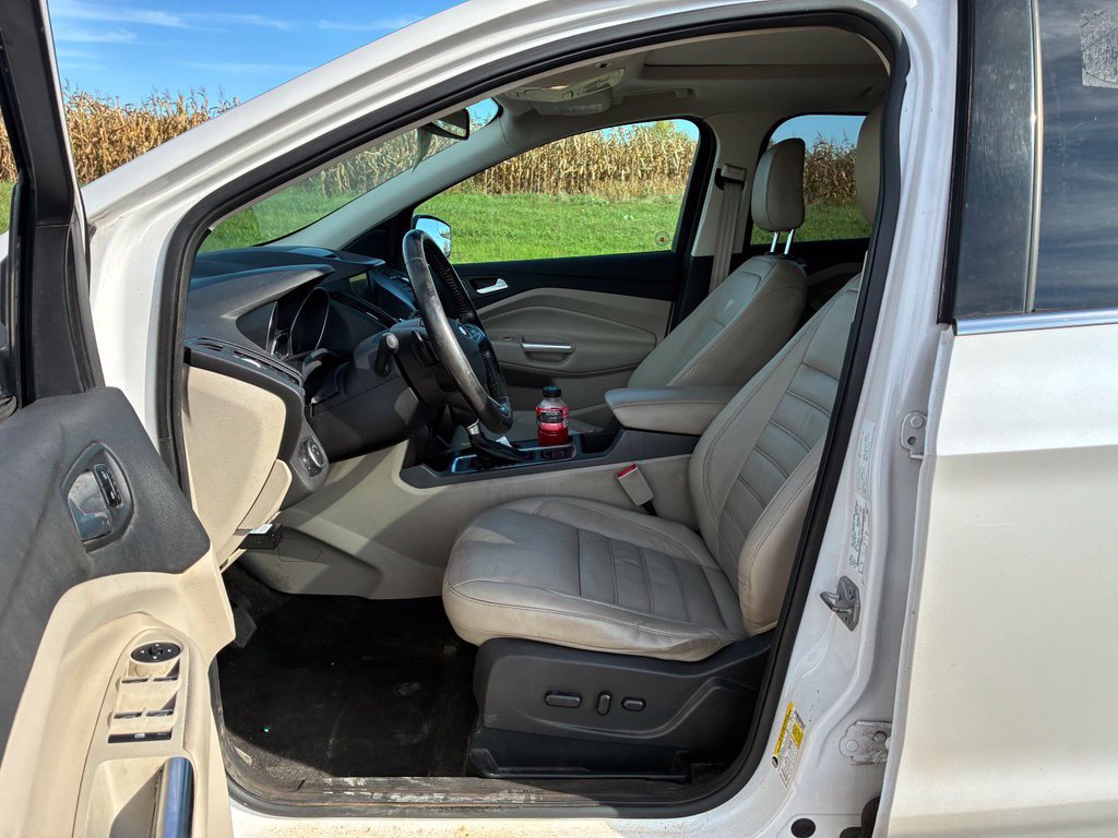 Used 2018 Ford Escape Titanium AWD/4WD image 9
