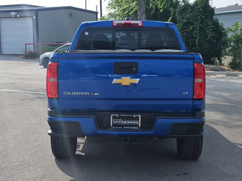 Used 2019 Chevrolet Colorado LT w/ LT Convenience Package RWD image 4