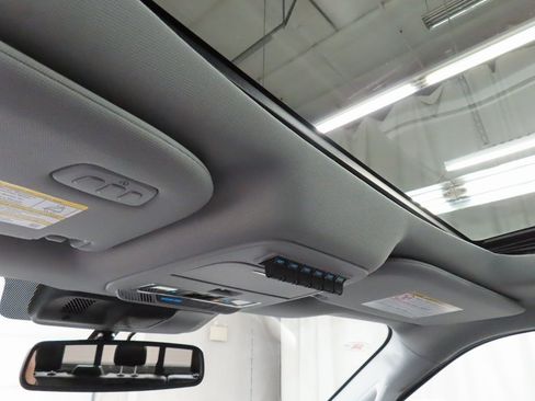 Used 2023 Ford F250 Lariat w/ Lariat Ultimate Package image 30