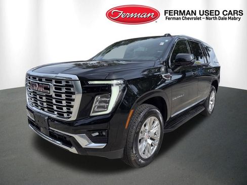 Used 2025 GMC Yukon Denali AWD/4WD image 9