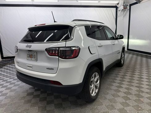 Used 2023 Toyota Corolla LE FWD image 34