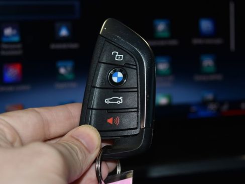 Certified 2024 BMW i4 xDrive40i w/ Premium Package image 18