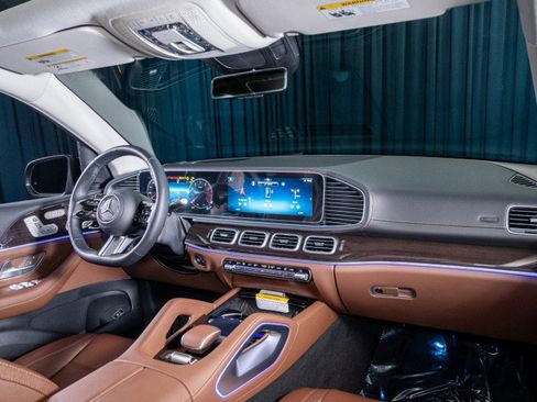New 2025 Mercedes-Benz GLS 450 4MATIC image 4