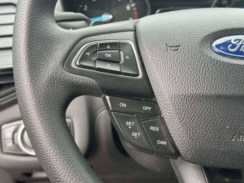 Used 2017 Ford Escape SE w/ Equipment Group 201A FWD image 21