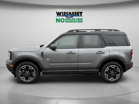 Certified 2025 Ford Bronco Sport Outer Banks w/ Outer Banks Tech Package+ AWD/4WD image 2