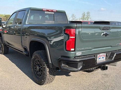 New 2026 Chevrolet Silverado 2500 ZR2 image 7