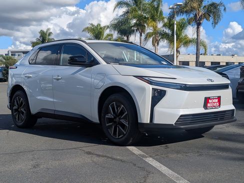New 2026 Toyota bZ XLE Plus image 6