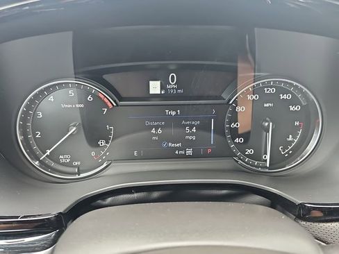 Used 2025 Cadillac XT5 Premium Luxury w/ LPO, Floor Liner Package AWD/4WD image 19