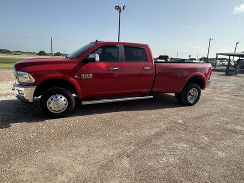 Used 2017 RAM 3500 Laramie AWD/4WD image 4