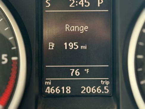 Used 2013 Volkswagen Jetta TDI image 16