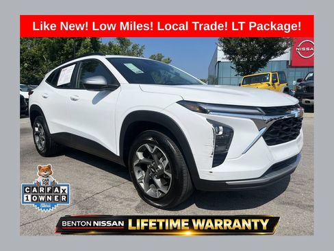 Used 2024 Chevrolet Trax LT w/ Driver Confidence Package FWD image 1