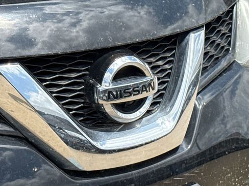 Used 2015 Nissan Rogue SL w/ SL Premium Package FWD image 4