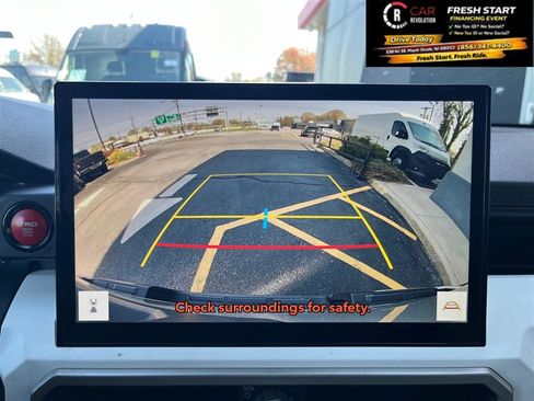 Used 2024 Toyota Tacoma TRD Off-Road image 18