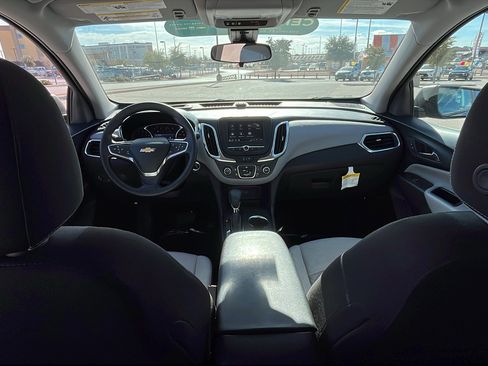 Certified 2024 Chevrolet Equinox LS w/ LS Convenience Package image 25