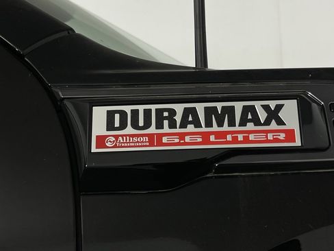 Used 2025 GMC Sierra 3500 AT4 w/ AT4 Premium Plus Package image 36