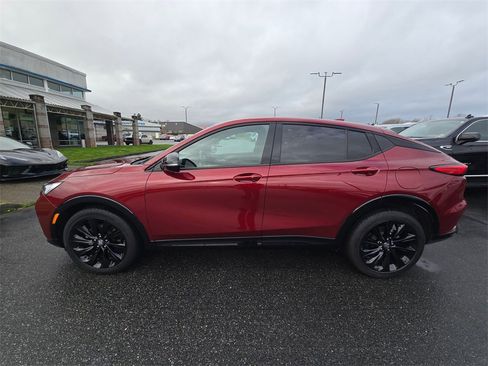 Used 2024 Buick Envista Sport Touring image 8