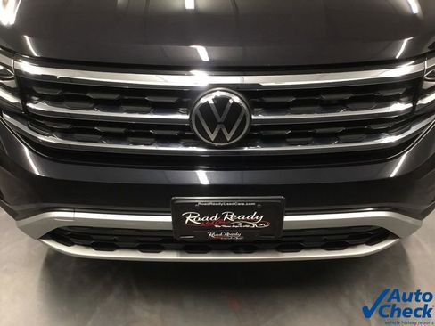 Used 2021 Volkswagen Atlas Cross Sport SE image 20