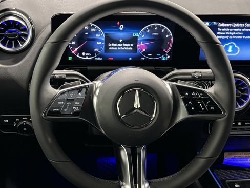 New 2026 Mercedes-Benz GLA 250 4MATIC image 17