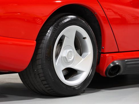 Used 1994 Dodge Viper RT/10 RWD image 40