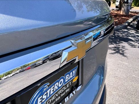 Used 2023 Chevrolet Traverse LS w/ Safety Package image 9