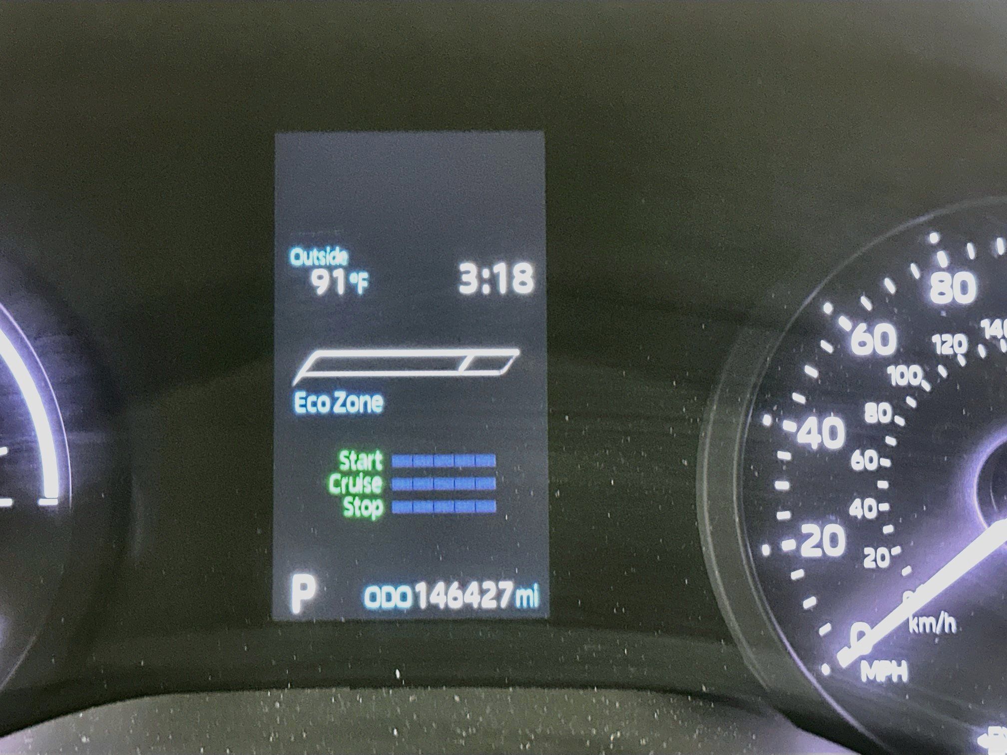 Used 2024 Toyota Sienna LE FWD image 19