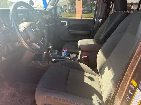 Used 2021 Jeep Wrangler Unlimited Sport AWD/4WD image 7
