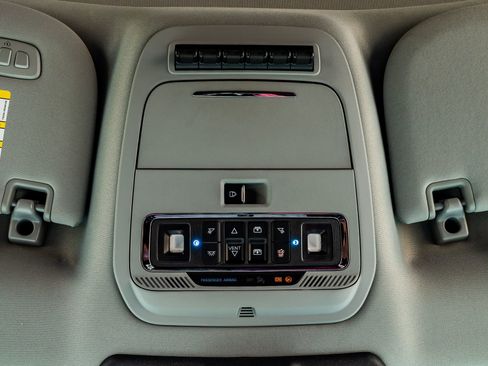 Used 2024 Ford F350 Lariat w/ Lariat Ultimate Package image 29