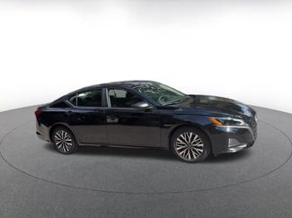 Used 2026 Nissan Altima 2.5 SV FWD video 2