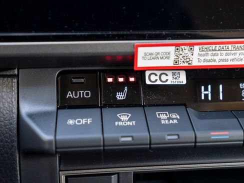 New 2026 Toyota Camry XLE image 30