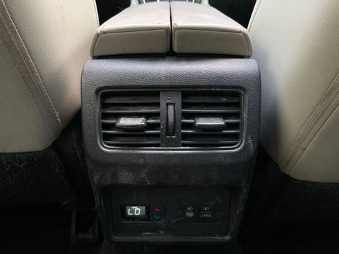 Used 2023 Nissan Rogue SL w/ SL Premium Package image 29