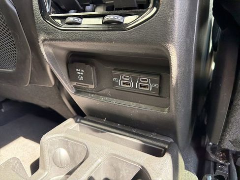 Certified 2023 Jeep Grand Cherokee L Limited AWD/4WD image 28